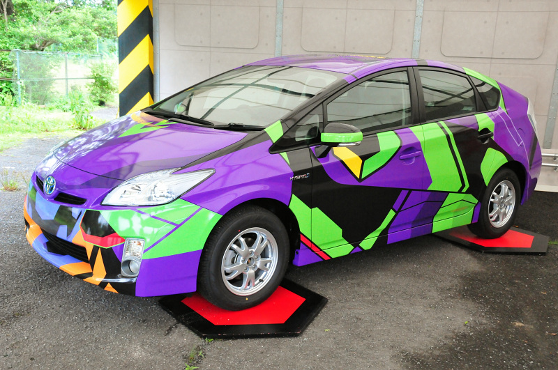 Illustration for article titled Toyota Continues to Chase Nerds (Now With Less Awkwardness)
